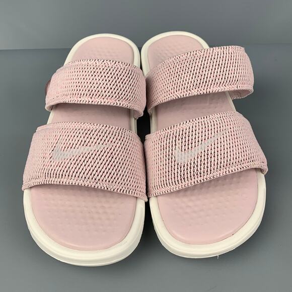 NIKE Size 12 Pink Textured Rubber Sandals - Picture 4 of 8